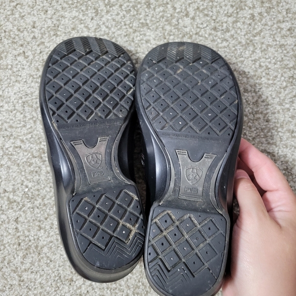 Ariat Women's Brown Clogs, Size 6.5 - Picture 7 of 11